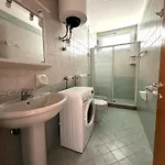 With Pool Near The Apartman