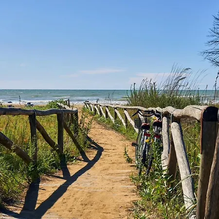 Apartment With Pool Near The Bibione