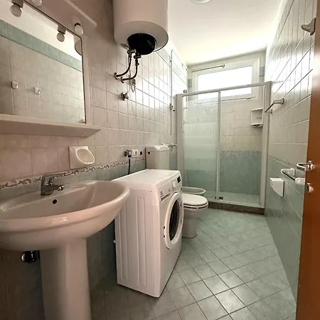 With Pool Near The Διαμέρισμα