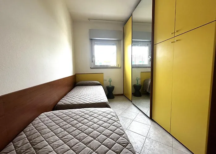 Daire With Pool Near The *