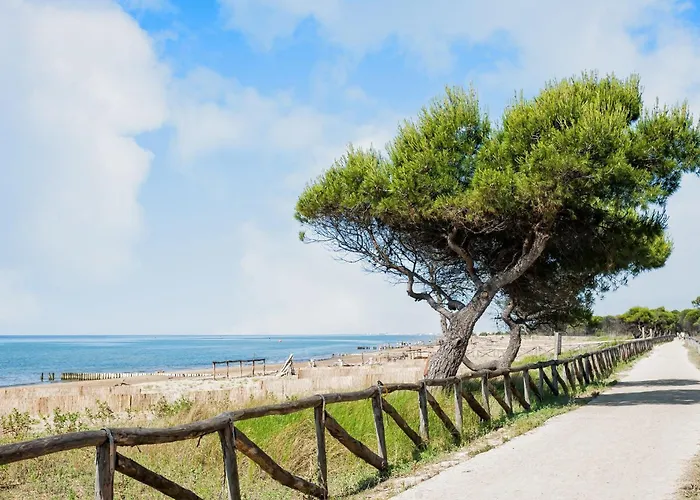 With Pool Near The Daire Bibione